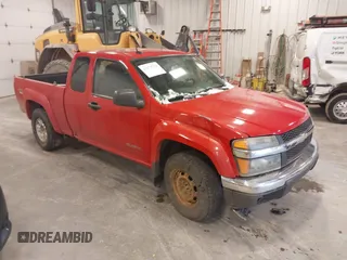2005 Chevrolet Colorado LS Z71 z VIN 1GCDT196658220368, wystawiony jako IAAI lot #41875758 z przebiegiem 79 254 mil mil oraz . Historia ofert i sprzedaży dostępna na DreamBid. Obrazek 1.
