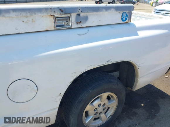 2001 Dodge Dakota с VIN 1B7GL22X91S188051, выставлен на аукционе IAAI как лот 40048902 с пробегом 304 305 миль миль и . История ставок и продаж доступна на DreamBid. Изображение 19.