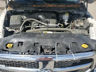 2019 Ram 1500 Tradesman z VIN 3C6JR6DTXKG560700, wystawiony jako Copart lot #52807595 z przebiegiem 195 166 mil mil oraz Czysty tytuł • Clean title. Historia ofert i sprzedaży dostępna na DreamBid. Obrazek 11.