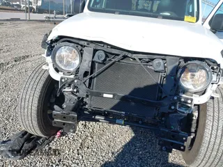 2023 Jeep Gladiator High Altitude with VIN 1C6HJTFG4PL560982, listed as a IAAI auction lot 41236477 with 28,835 mi miles and . Bid and sale history available at DreamBid. Image 6.