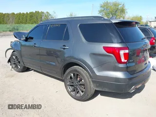 2017 Ford Explorer XLT with VIN 1FM5K8D89HGB29061, listed as a IAAI auction lot 42133475 with 121,086 mi miles and . Bid and sale history available at DreamBid. Image 3.