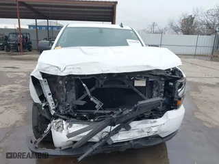 2018 Chevrolet Silverado 1500 Custom with VIN 1GCRCPEC8JZ238766, listed as a IAAI auction lot 41424928 with 62,411 mi miles. Bid and sale history available at carsss.com. Image 6.