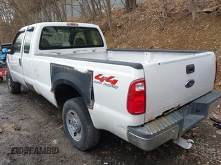 2008 Ford F-250 XL with VIN 1FTSX21518EE55495, listed as a IAAI auction lot 41480408 with 156,526 mi miles and . Bid and sale history available at DreamBid. Image 3.