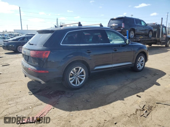 2017 Audi Q7 Premium Plus z VIN WA1LAAF79HD016667, wystawiony jako Copart lot #51255925 z przebiegiem 141 949 mil mil oraz Szkoda całkowita • Salvage title. Historia ofert i sprzedaży dostępna na DreamBid. Obrazek 3.