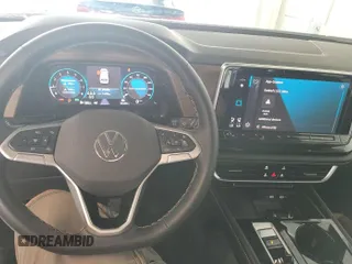 2024 Volkswagen Atlas SE с VIN 1V2HR2CAXRC555931, выставлен на аукционе IAAI как лот 42791731 с пробегом 26 459 миль миль и . История ставок и продаж доступна на DreamBid. Изображение 18.