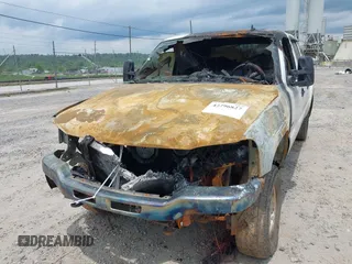 2006 GMC Sierra 2500HD SL with VIN 1GTHK23D26F227168, listed as a IAAI auction lot 42296827 with Not provided miles and . Bid and sale history available at DreamBid. Image 6.