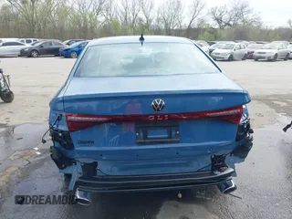 2025 Volkswagen Jetta GLI Autobahn with VIN 3VW2T7BU4SM034805, listed as a IAAI auction lot 41918116 with 581 mi miles and . Bid and sale history available at DreamBid. Image 17.