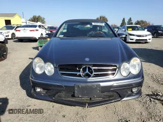 2008 Mercedes-Benz CLK 550 with VIN WDBTK72F08T098103, listed as a Copart auction lot 80053444 with 132,212 mi miles and Clean Title. Bid and sale history available at DreamBid. Image 5.