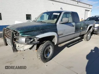 1999 Dodge Ram 2500 with VIN 1B7KF236XXJ528197, listed as a Copart auction lot 81617654 with 169,039 mi miles and Salvage Title. Bid and sale history available at carsss.com. Image 1.