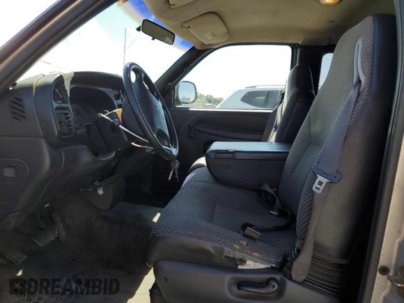 1999 Dodge 1500 with VIN 3B7HC13Y0XM595666, listed as a Copart auction lot 56048875 with 235,090 mi miles and Clean Title. Bid and sale history available at DreamBid. Image 7.