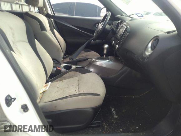 2011 Nissan Juke SL with VIN JN8AF5MR4BT021576, listed as a IAAI auction lot 41947341 with 124,277 mi miles. Bid and sale history available at carsss.com. Image 5.