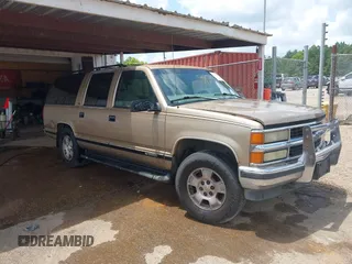 1999 Chevrolet Suburban with VIN 1GNFK16RXXJ416360, listed as a IAAI auction lot 42670294 with 319,691 mi miles and . Bid and sale history available at DreamBid. Image 1.