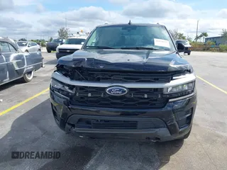 2022 Ford Expedition XLT with VIN 1FMJU1JT9NEA67323, listed as a IAAI auction lot 41628599 with 34,513 mi miles. Bid and sale history available at carsss.com. Image 6.