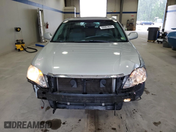 2006 Toyota Avalon XL with VIN 4T1BK36B26U123132, listed as a Copart auction lot 60963825 with 201,776 mi miles and Salvage title. Bid and sale history available at DreamBid. Image 5.