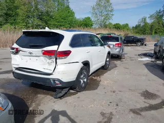 2019 Toyota Highlander Limited with VIN 5TDDZRFH8KS968209, listed as a IAAI auction lot 42141556 with 77,052 mi miles and . Bid and sale history available at DreamBid. Image 4.