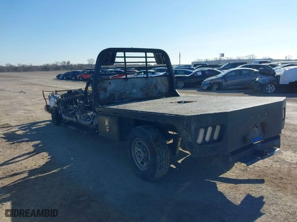 2017 Ford Super Duty F-250 SRW Lariat with VIN 1FT7W2B62HEF21794, listed as a IAAI auction lot 41103027 with 1 mi miles. Bid and sale history available at carsss.com. Image 3.