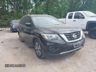 2017 Nissan Pathfinder SL z VIN 5N1DR2MN2HC637647, wystawiony jako IAAI lot #42240641 z przebiegiem 246 190 mil mil oraz . Historia ofert i sprzedaży dostępna na DreamBid. Obrazek 1.