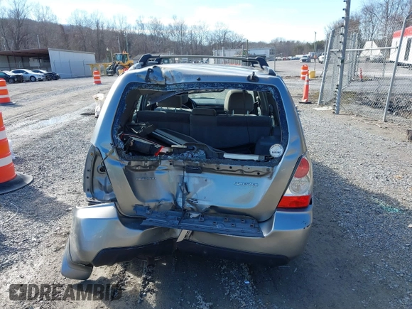 2007 Subaru Forester X w/Premium Pkg with VIN JF1SG65647H701713, listed as a IAAI auction lot 41464333 with 184,305 mi miles. Bid and sale history available at carsss.com. Image 16.
