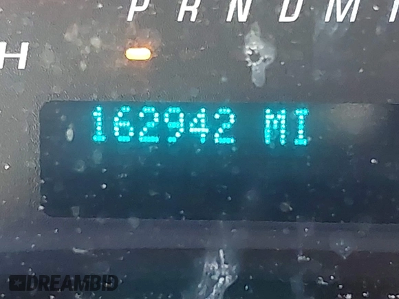2018 Chevrolet Express Cargo with VIN 1GCWGAFGXJ1905387, listed as a IAAI auction lot 42127421 with 162,942 mi miles and . Bid and sale history available at DreamBid. Image 15.