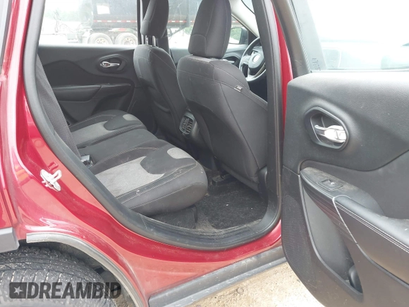 2015 Jeep Cherokee Sport with VIN 1C4PJMAB2FW708811, listed as a IAAI auction lot 42571034 with 116,790 mi miles and . Bid and sale history available at DreamBid. Image 8.