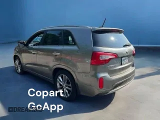 2014 Kia Sorento SX Limited with VIN 5XYKWDA78EG445095, listed as a Copart auction lot 48634895 with 160,248 mi miles and Clean Title. Bid and sale history available at DreamBid. Image 3.