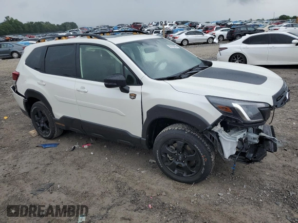 2025 Subaru Forester Wilderness with VIN JF2SKAJC4SH402935, listed as a Copart auction lot 58765835 with 1,867 mi miles and Salvage title. Bid and sale history available at DreamBid. Image 4.