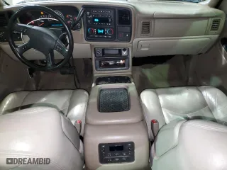 2005 Chevrolet Tahoe LT with VIN 1GNEC13T25J238739, listed as a Copart auction lot 50338815 with 115,811 mi miles and Clean Title. Bid and sale history available at carsss.com. Image 8.