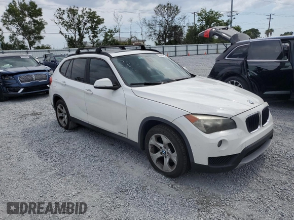2014 BMW X1 sDrive28i z VIN WBAVM1C56EVW46769, wystawiony jako Copart lot #55341965 z przebiegiem 82 805 mil mil oraz Szkoda całkowita • Salvage title. Historia ofert i sprzedaży dostępna na DreamBid. Obrazek 4.