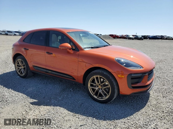 2025 Porsche Macan z VIN WP1AA2A59SLB01593, wystawiony jako Copart lot #50846695 z przebiegiem 5 487 mil mil oraz Szkoda całkowita • Salvage title. Historia ofert i sprzedaży dostępna na DreamBid. Obrazek 4.