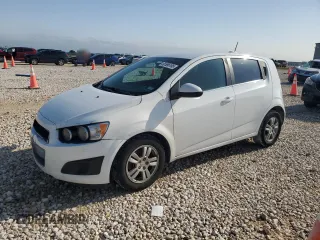 2016 Chevrolet Sonic LT z VIN 1G1JC6SH7G4125154, wystawiony jako Copart lot #55596195 z przebiegiem 107 384 mil mil oraz Czysty tytuł • Clean title. Historia ofert i sprzedaży dostępna na DreamBid. Obrazek 1.