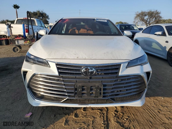 2022 Toyota Avalon Limited with VIN 4T1DZ1FB8NU079418, listed as a Copart auction lot 83380444 with 8,885 mi miles and Salvage Title. Bid and sale history available at carsss.com. Image 5.