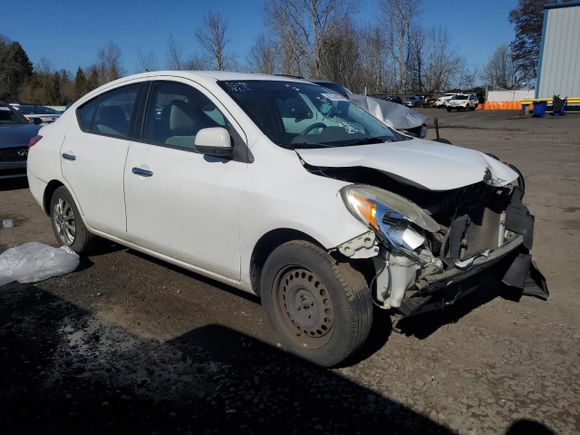 2012 Nissan Versa SV with VIN 3N1CN7AP2CL946775, listed as a Copart auction lot 45236005 with 138,619 mi miles and Salvage Title. Bid and sale history available at carsss.com. Image 4.