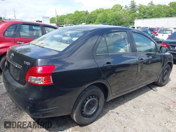 2008 Toyota Yaris z VIN JTDBT923784023369, wystawiony jako IAAI lot #42392943 z przebiegiem 202 679 mil mil oraz . Historia ofert i sprzedaży dostępna na DreamBid. Obrazek 4.