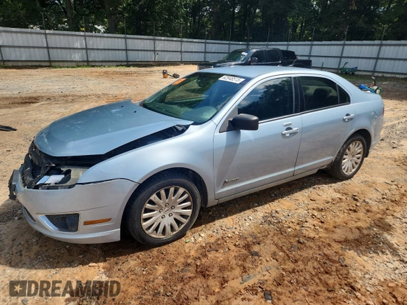 2010 Ford Fusion Hybrid z VIN 3FADP0L30AR134503, wystawiony jako Copart lot #62948515 z przebiegiem 226 913 mil mil oraz Szkoda całkowita • Salvage title. Historia ofert i sprzedaży dostępna na DreamBid. Obrazek 1.