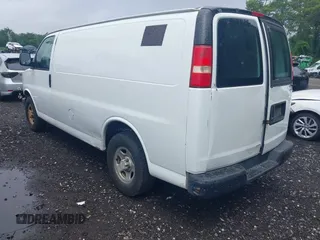 2007 Chevrolet Express Cargo with VIN 1GCFG15X471177057, listed as a IAAI auction lot 42634978 with 147,128 mi miles and . Bid and sale history available at DreamBid. Image 3.