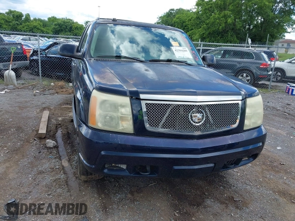 2004 Cadillac Escalade z VIN 1GYEK63N84R211615, wystawiony jako IAAI lot #42394289 z przebiegiem 298 520 mil mil oraz . Historia ofert i sprzedaży dostępna na DreamBid. Obrazek 6.