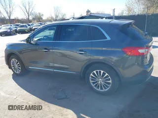 2017 Lincoln MKX Select with VIN 2LMPJ6KR7HBL16225, listed as a IAAI auction lot 40920232 with 105,124 mi miles. Bid and sale history available at carsss.com. Image 14.