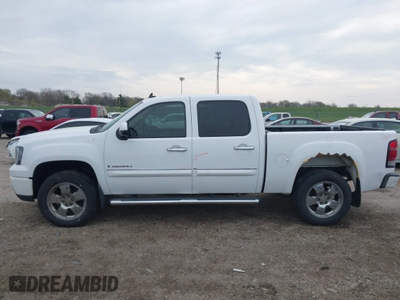 2007 GMC Sierra Denali z VIN 2GTEK638671689948, wystawiony jako IAAI lot #41963753 z przebiegiem 192 416 mil mil oraz . Historia ofert i sprzedaży dostępna na DreamBid. Obrazek 14.