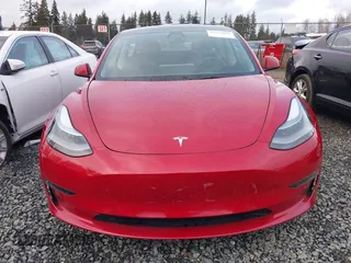 2022 Tesla Model 3 z VIN 5YJ3E1EA2NF133745, wystawiony jako IAAI lot #41625050 z przebiegiem 9 438 mil mil oraz . Historia ofert i sprzedaży dostępna na DreamBid. Obrazek 12.