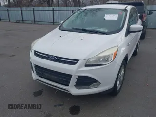 2013 Ford Escape SE with VIN 1FMCU9GX5DUD54132, listed as a IAAI auction lot 41946355 with 80,969 mi miles. Bid and sale history available at carsss.com. Image 6.