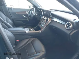 2019 Mercedes-Benz C 300 with VIN WDDWF8DB0KR506709, listed as a IAAI auction lot 41835690 with 58,606 mi miles and . Bid and sale history available at DreamBid. Image 5.