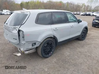 2021 Kia Telluride EX z VIN 5XYP3DHC4MG180725, wystawiony jako IAAI lot #42049513 z przebiegiem 44 796 mil mil oraz . Historia ofert i sprzedaży dostępna na DreamBid. Obrazek 4.