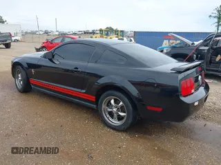 2006 Ford Mustang Standard with VIN 1ZVFT80N965157675, listed as a IAAI auction lot 42472331 with 153,220 mi miles and . Bid and sale history available at DreamBid. Image 3.