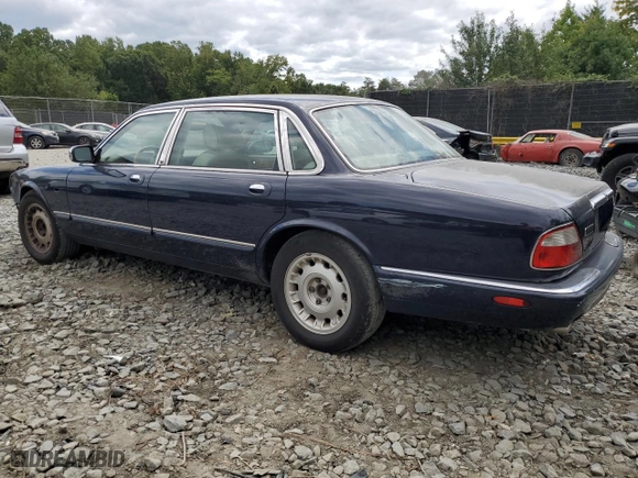 2000 Jaguar XJ VDP with VIN SAJDA24CXYLF13463, listed as a Copart auction lot 67797454 with 144,765 mi miles and Clean Title. Bid and sale history available at carsss.com. Image 2.