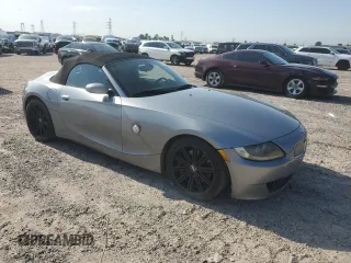 2006 BMW Z4 3.0si with VIN 4USBU53566LX00267, listed as a Copart auction lot 55820915 with 143,288 mi miles and Salvage title. Bid and sale history available at DreamBid. Image 4.
