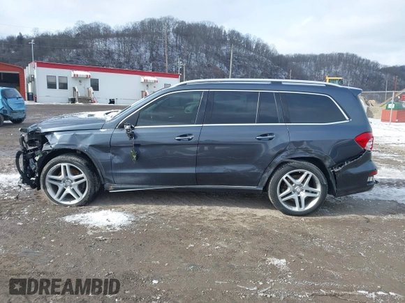 2014 Mercedes-Benz GL-Class GL 550 with VIN 4JGDF7DE3EA321574, listed as a IAAI auction lot 41598200 with 93,190 mi miles. Bid and sale history available at carsss.com. Image 15.