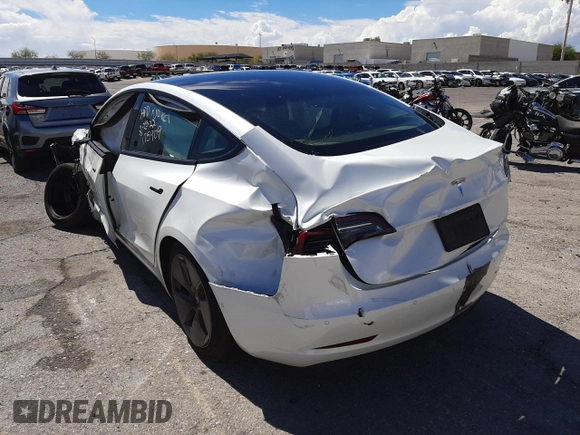 2022 Tesla Model 3 z VIN 5YJ3E1EA0NF161348, wystawiony jako Copart lot #51119285 z przebiegiem Nie podano mil oraz Szkoda całkowita • Salvage title. Historia ofert i sprzedaży dostępna na DreamBid. Obrazek 3.