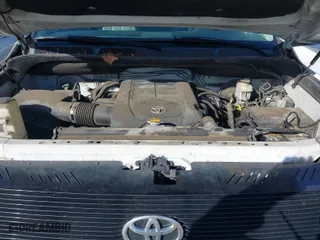 2014 Toyota Tundra 4WD Truck SR with VIN 5TFUW5F1XEX370559, listed as a IAAI auction lot 41587074 with 176,057 mi miles. Bid and sale history available at carsss.com. Image 10.