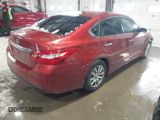 2016 Nissan Altima 2.5 S with VIN 1N4AL3AP7GN385617, listed as a IAAI auction lot 41317018 with 112,238 mi miles. Bid and sale history available at carsss.com. Image 4.