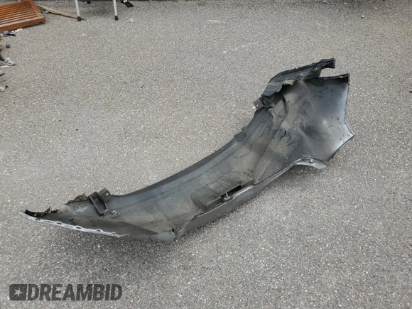 2013 Mazda 2 Touring z VIN JM1DE1LZ5D0162425, wystawiony jako Copart lot #59033595 z przebiegiem 225 932 mil mil oraz Szkoda całkowita • Salvage title. Historia ofert i sprzedaży dostępna na DreamBid. Obrazek 12.